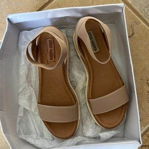 Steve Madden platform shoes